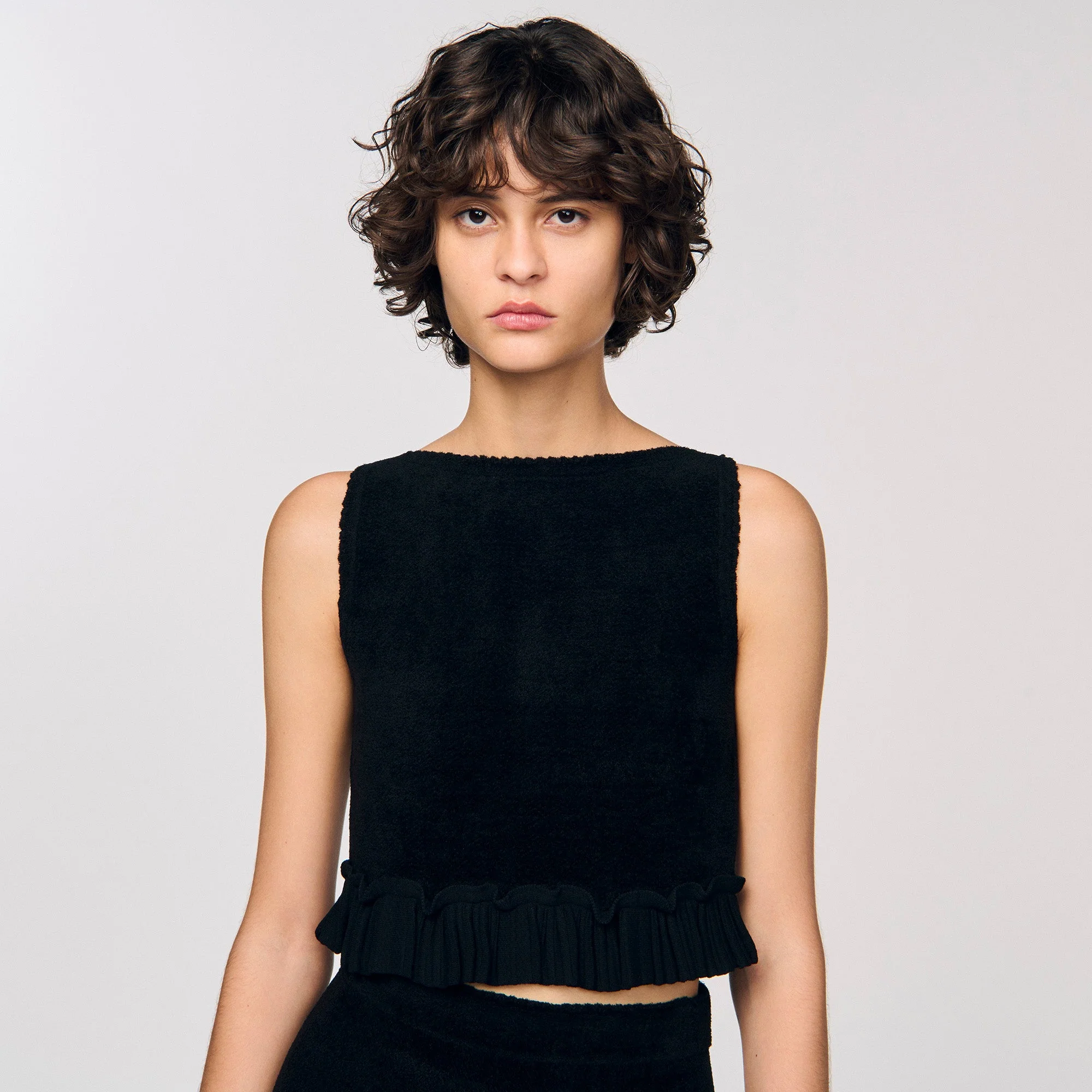 Oreon Ruffled Knit Crop Top Black - Image 3