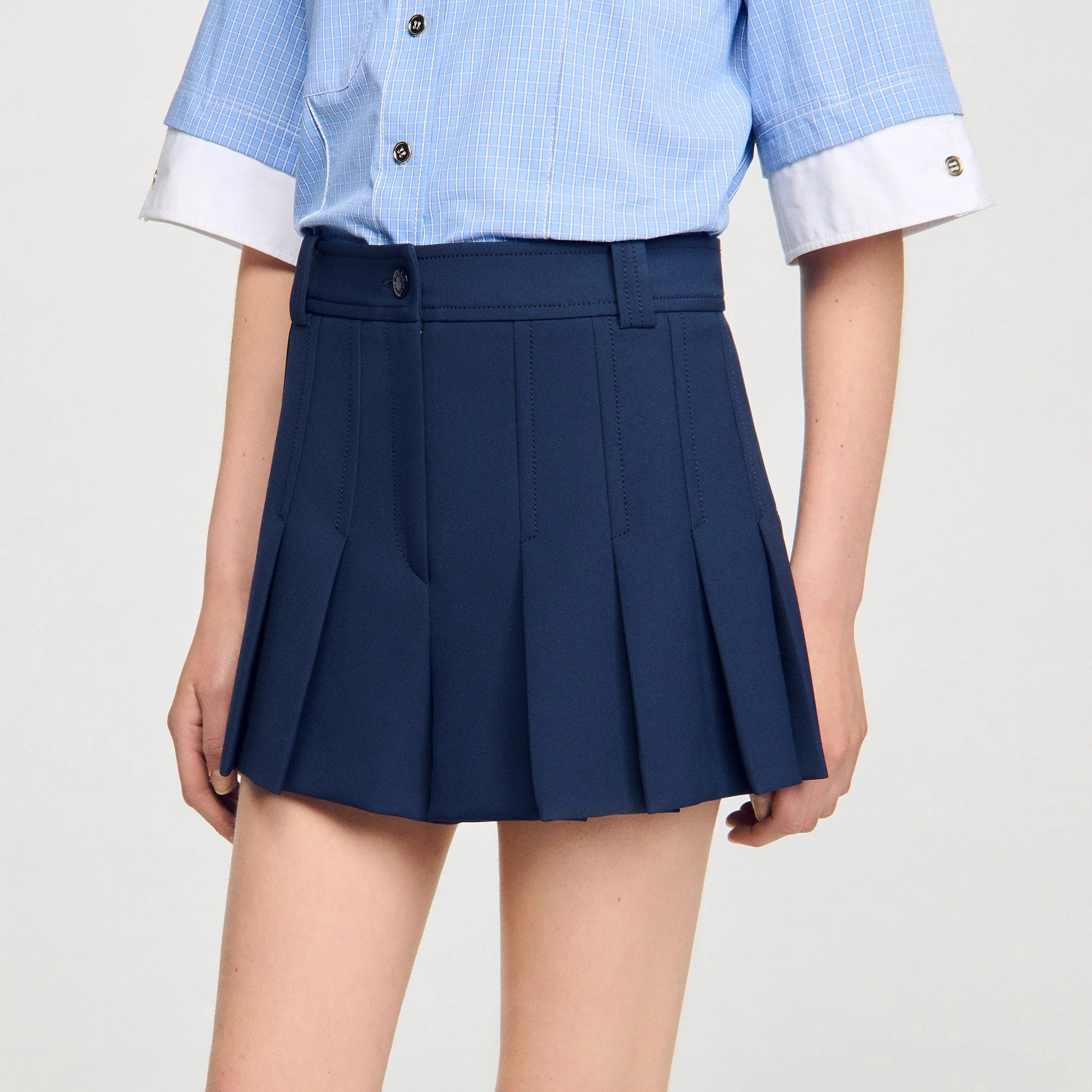 Soizig Tailored Pleated Shorts Navy Blue - Image 5