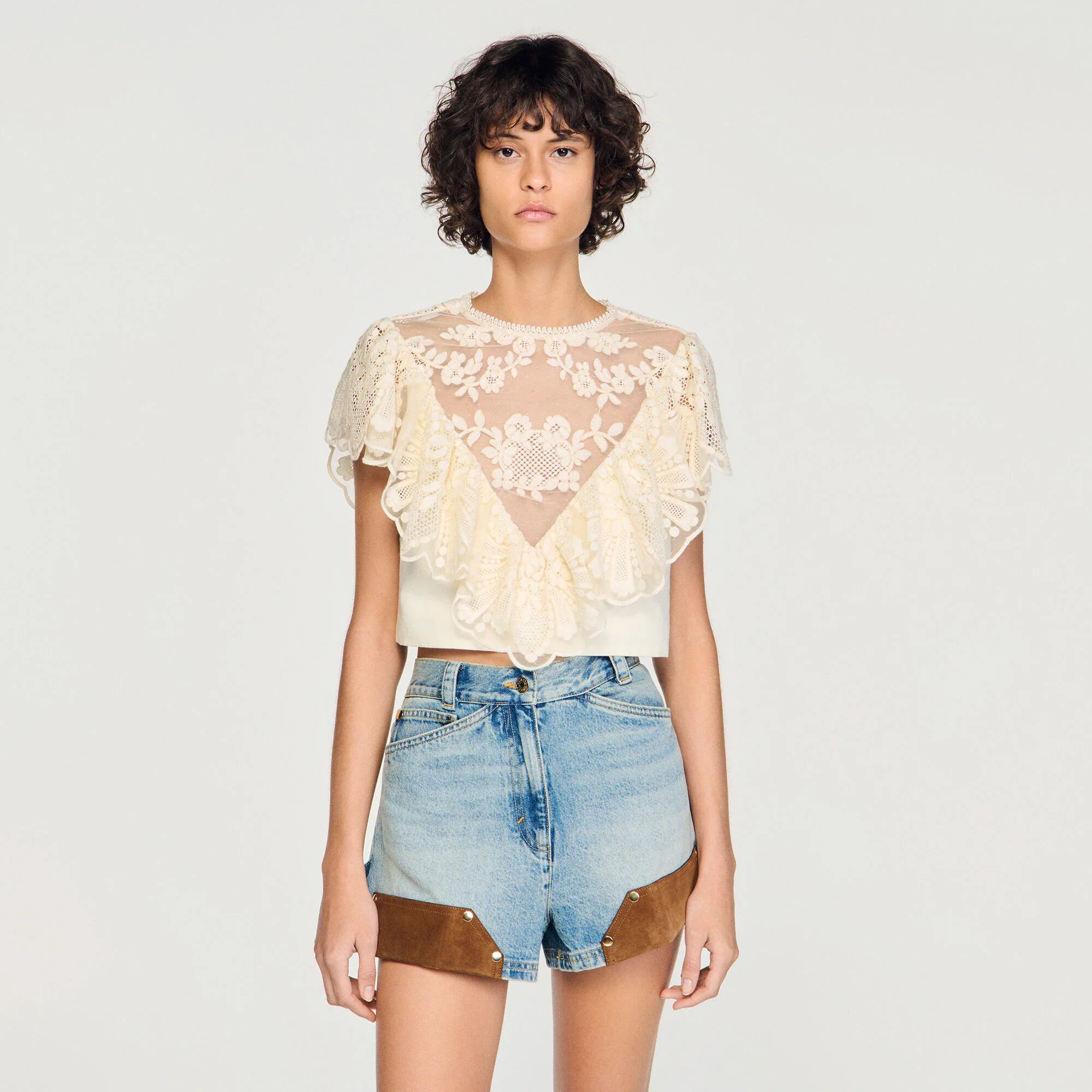 Lavandin Floral Guipure Crop Top Vanilla - Image 4