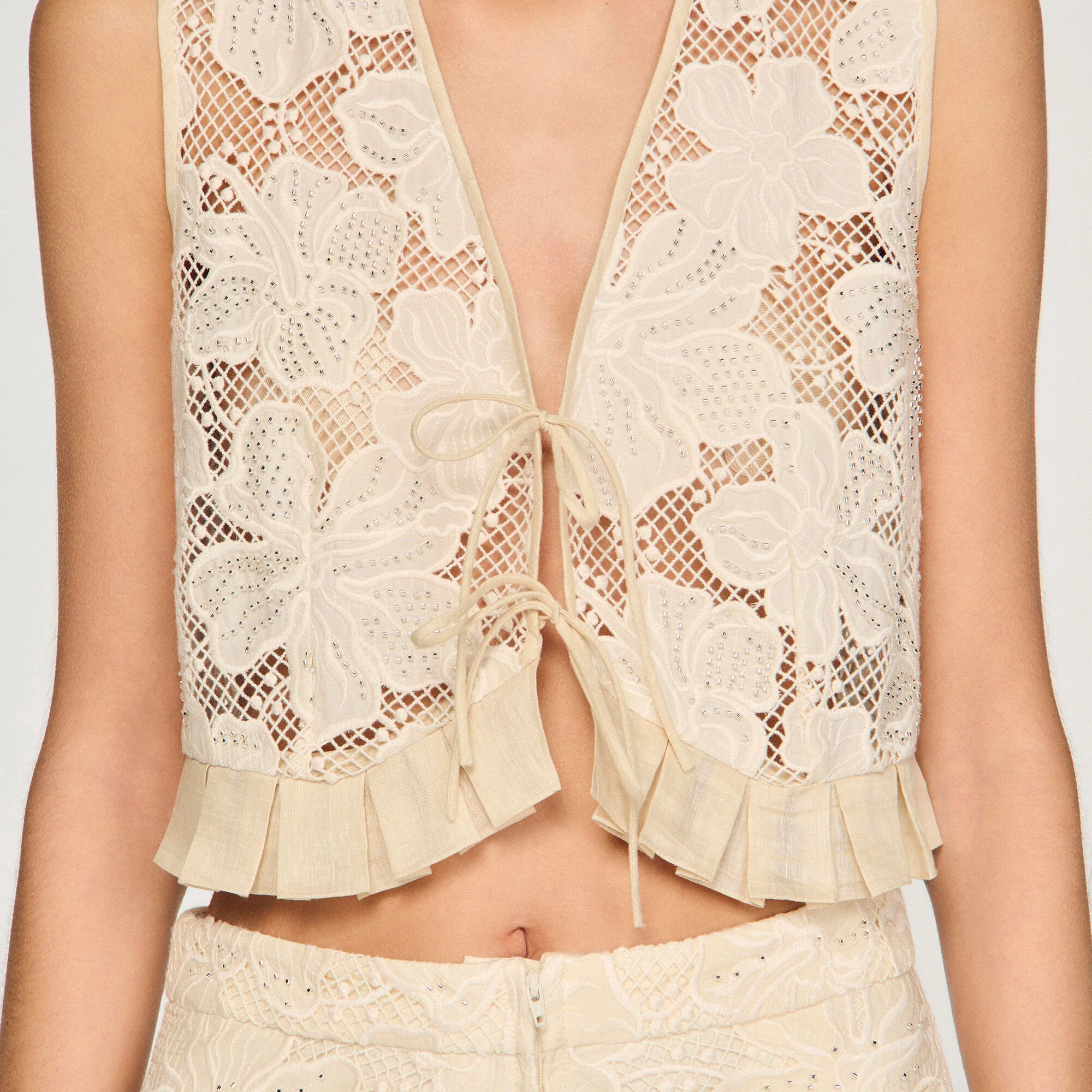 Amane Guipure Lace Crop Top Ecru - Image 3