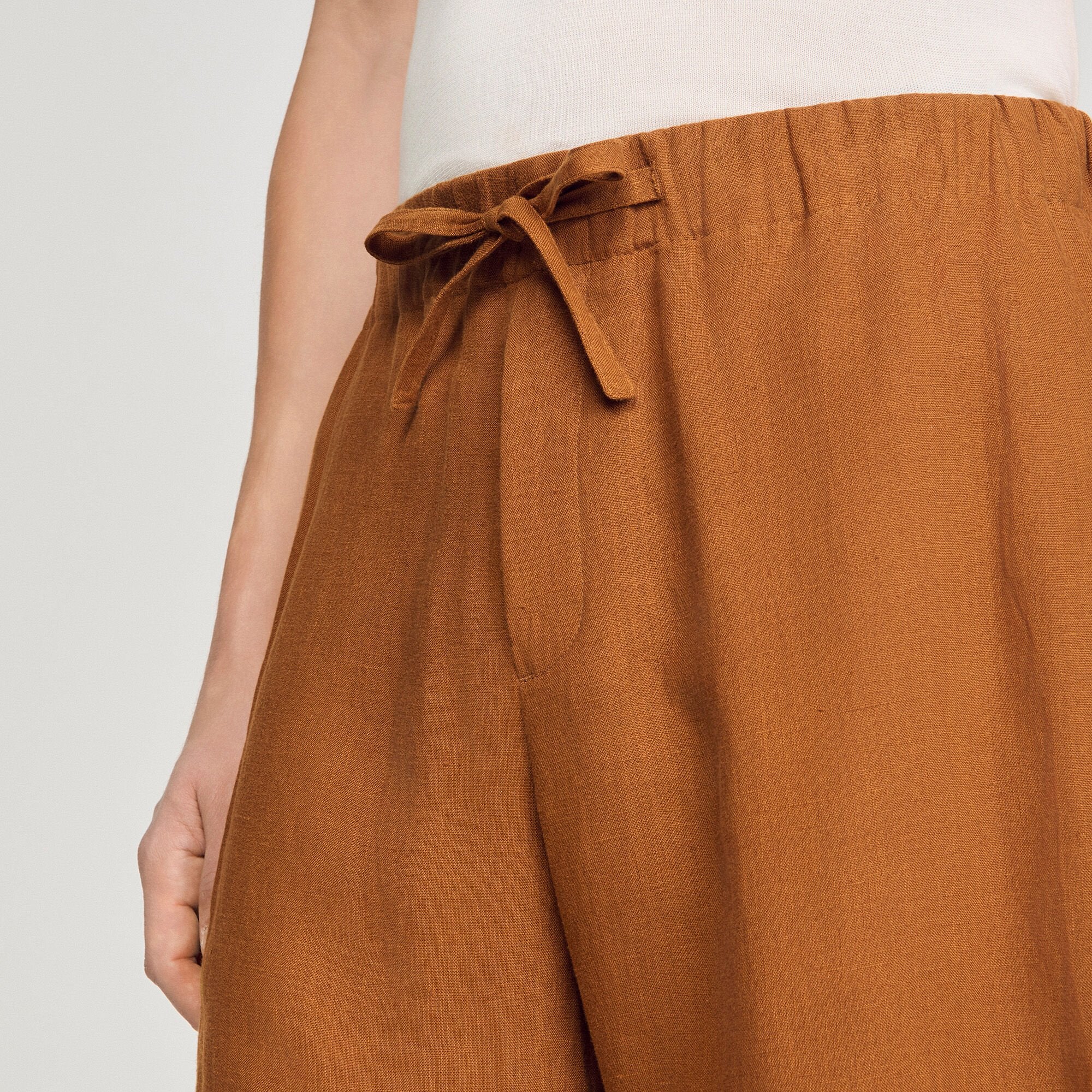 Linen Short Elastic Waist Linen Shorts Whisky - Image 4