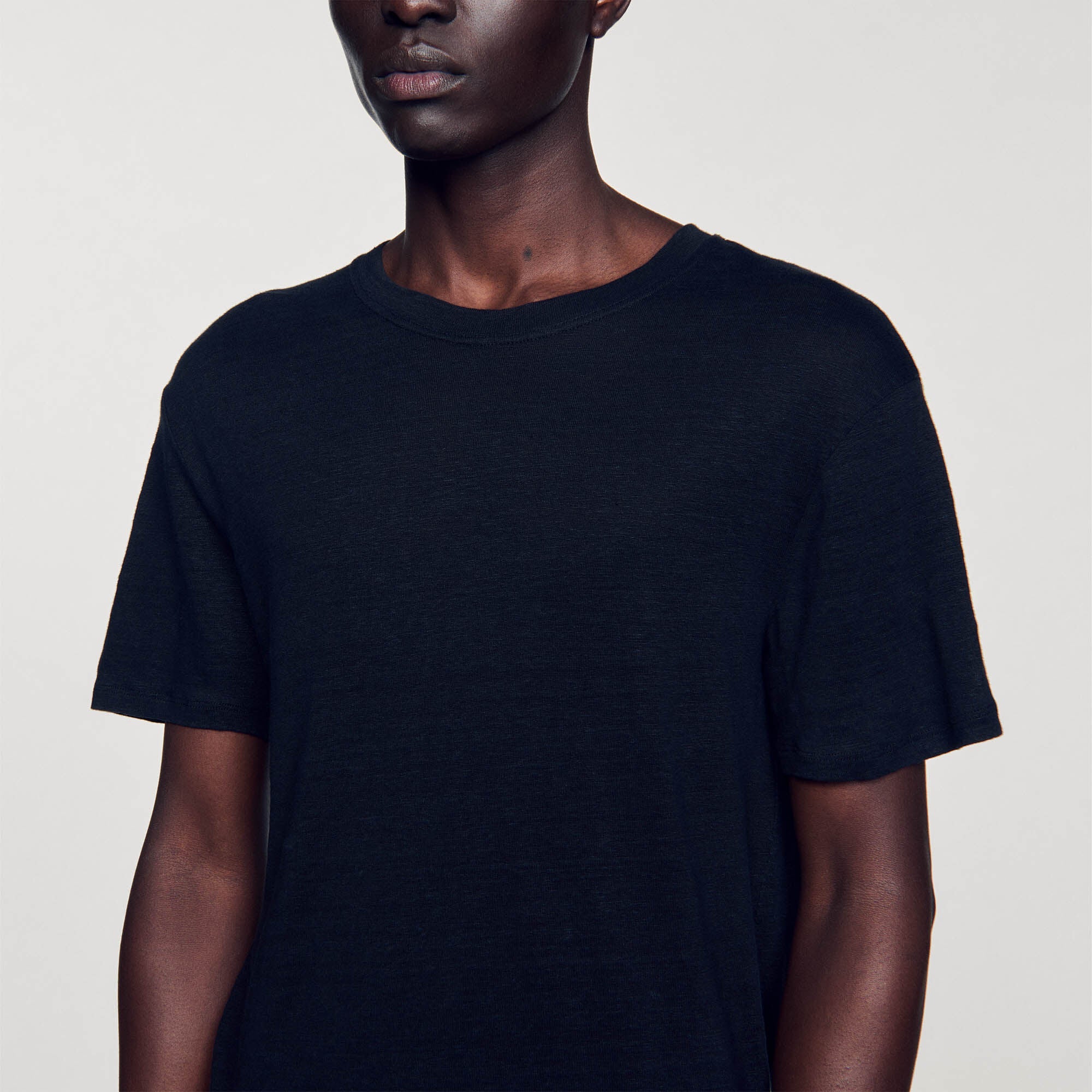 Clash Linen T-Shirt Black - Image 5